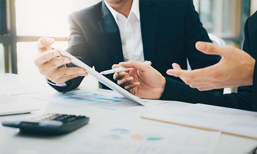 连锁服装店应该如何评估连锁店收银软件的性能？